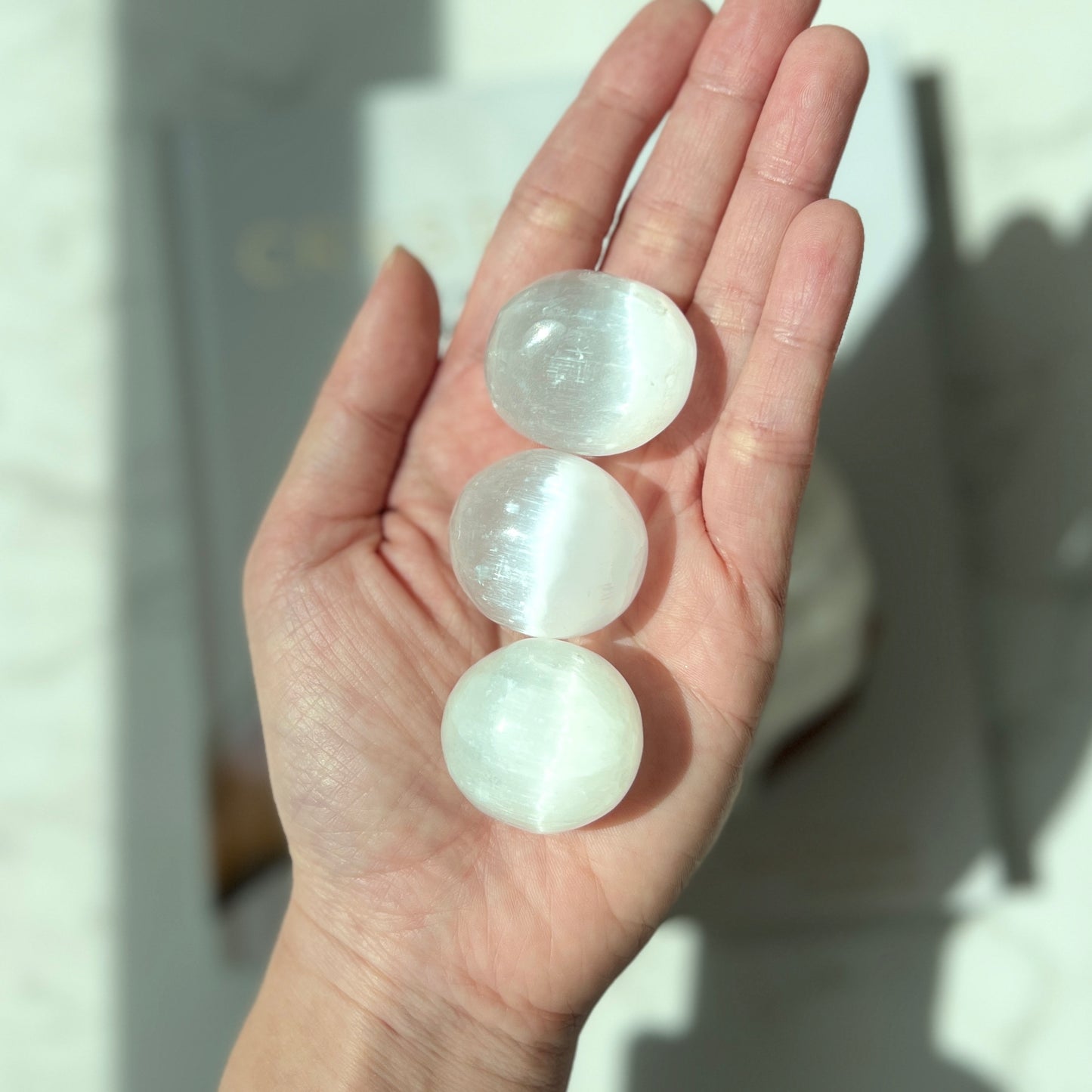 Selenite Tumble Stone 3-3.5cm 透石膏