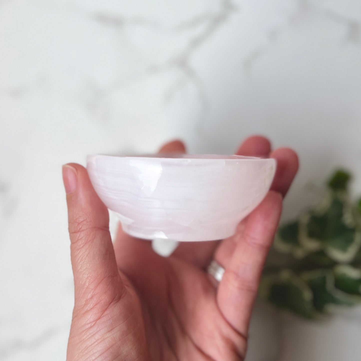 Mangano Calcite Bowl 錳方解石碗