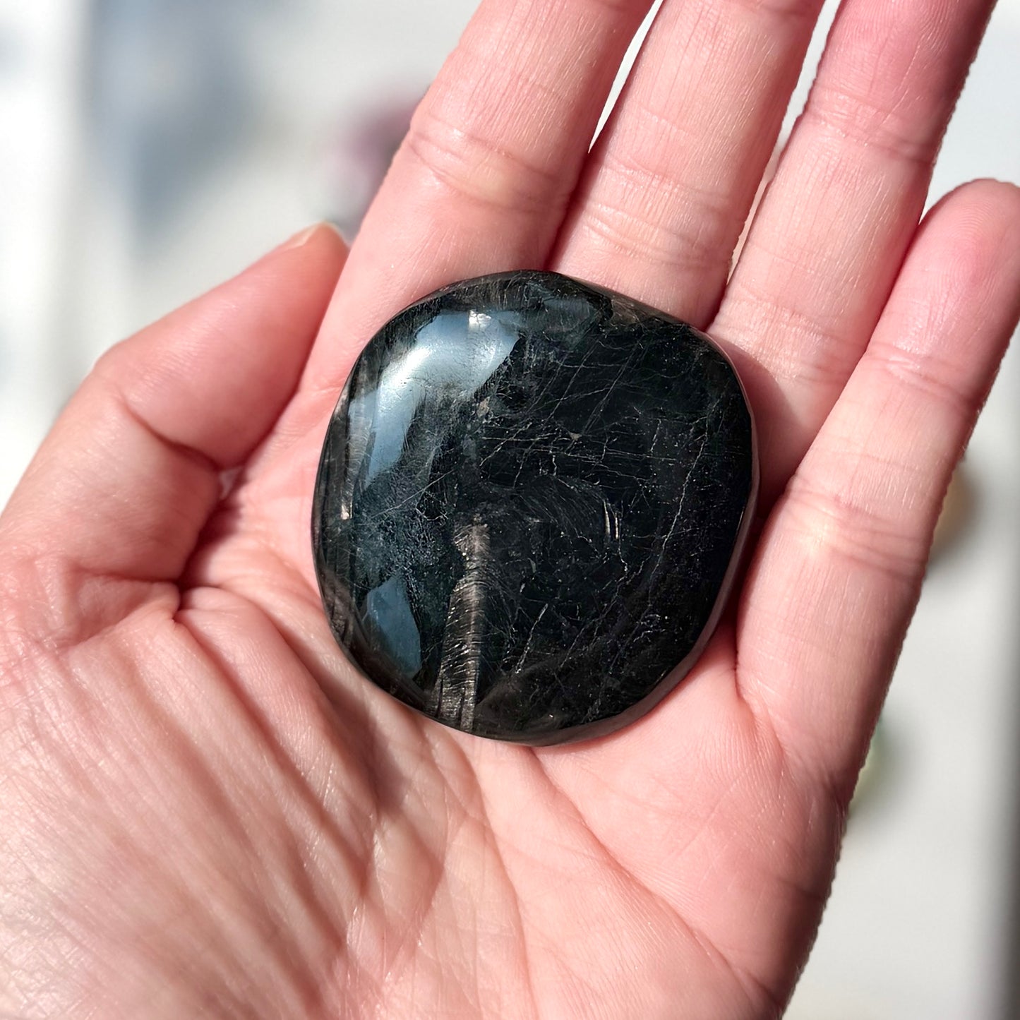 Hypersthene Palm stone 金運石