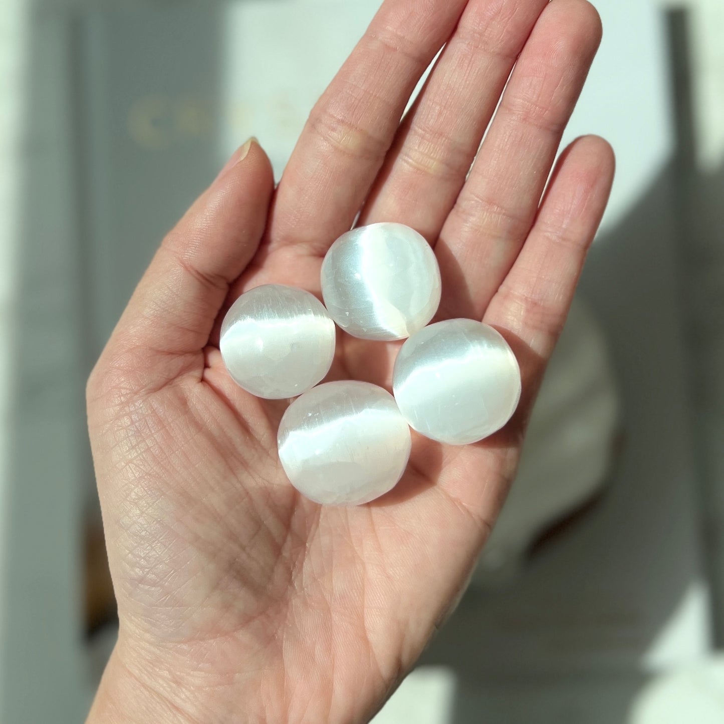 Selenite Tumble Stone 2-3cm 透石膏
