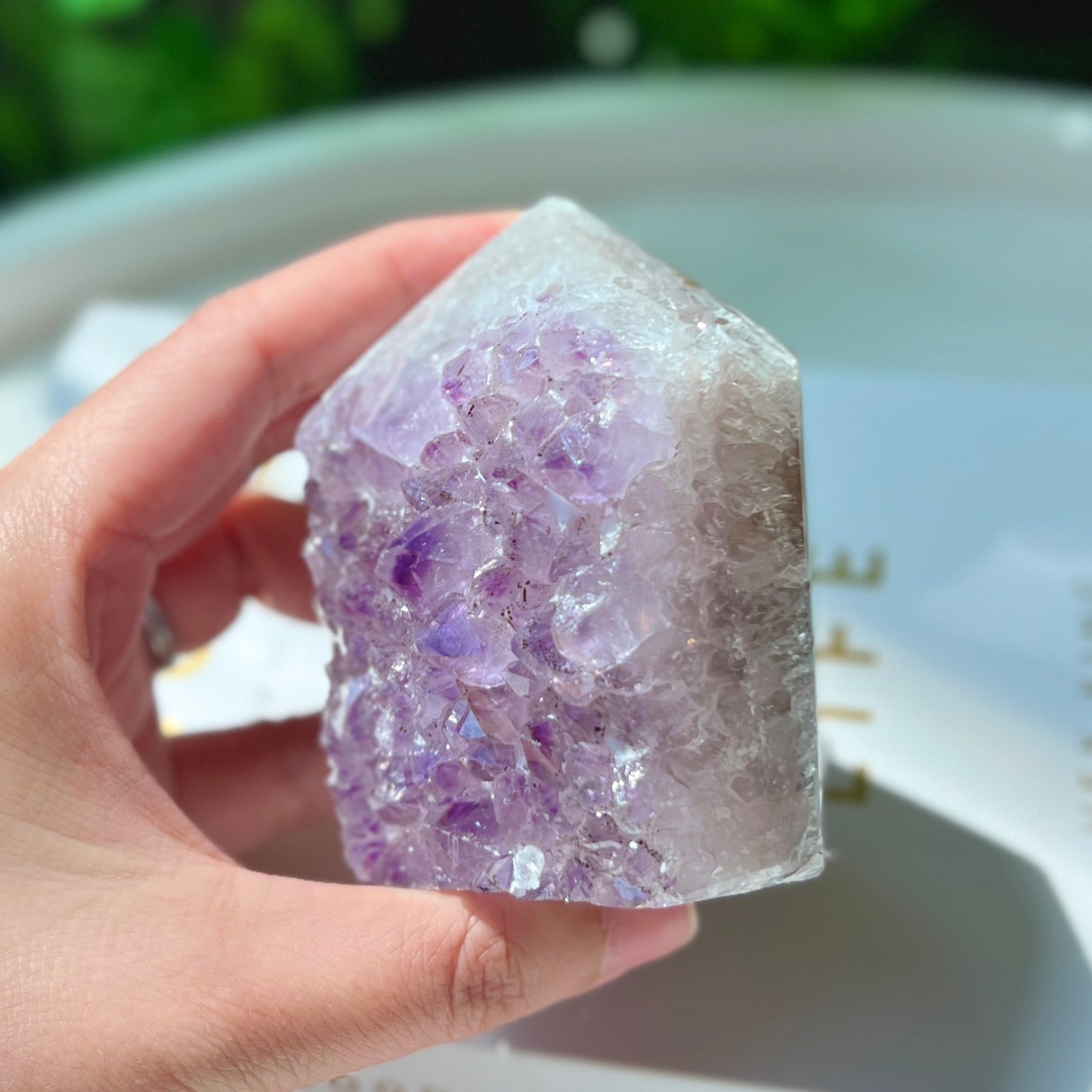 Amethyst Tower 紫水晶