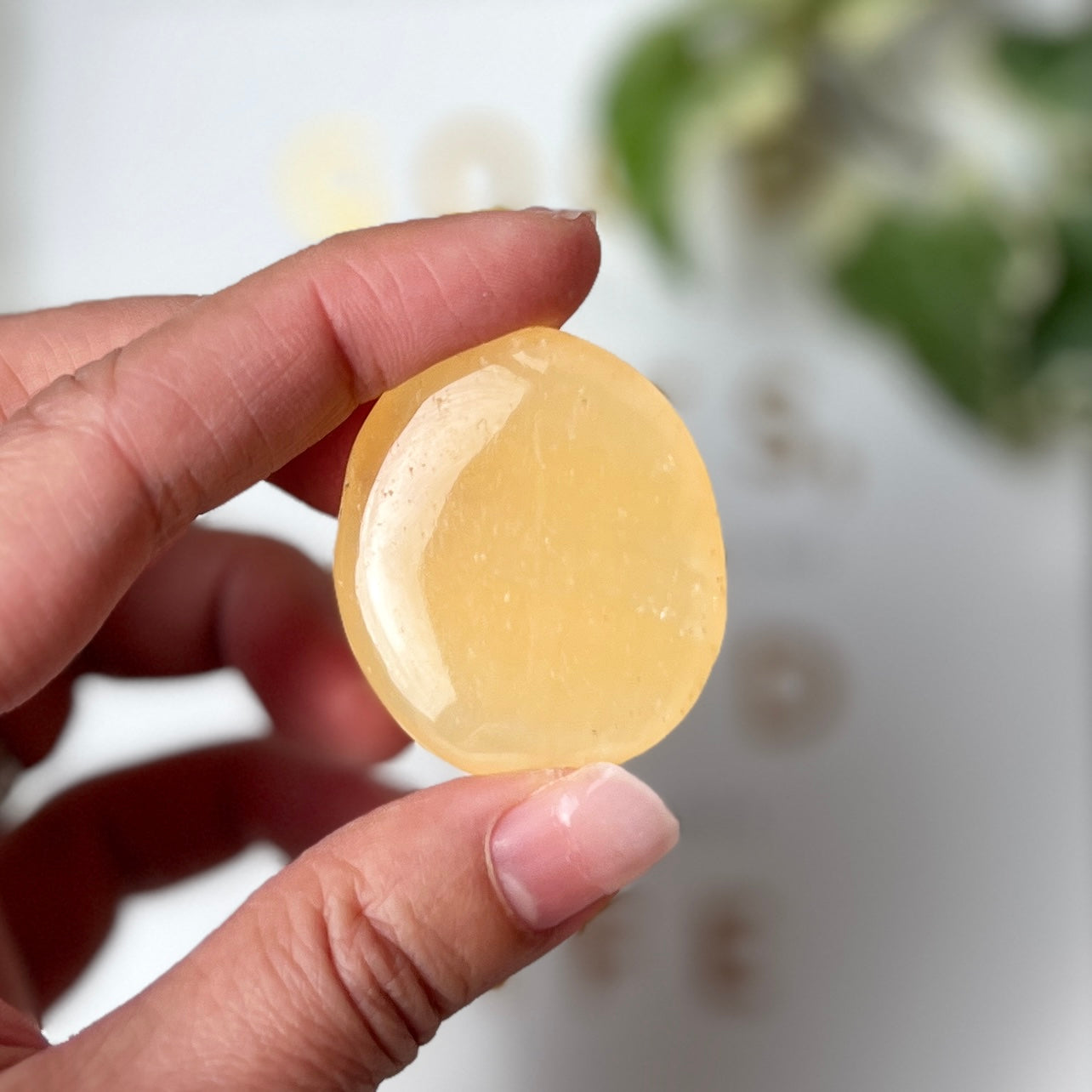 Orange Calcite Palm stone 橙方解石