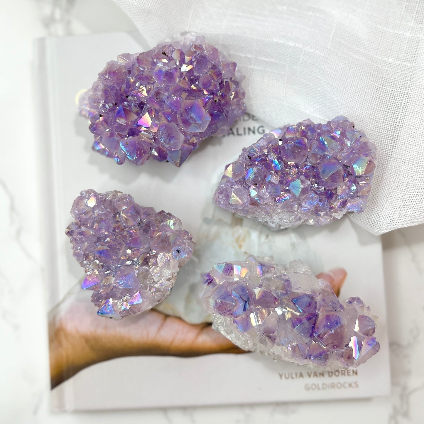 Amethyst Aura cluster 天使光紫水晶
