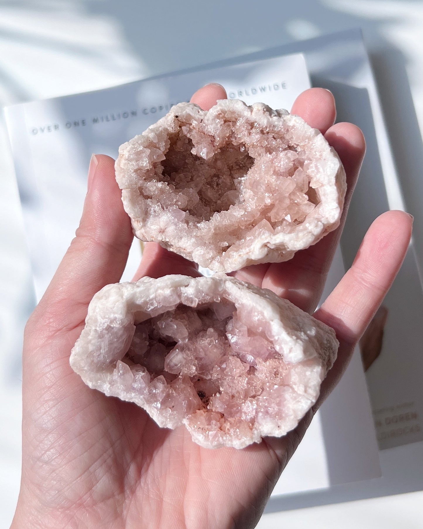 Pink Amethyst Geode 粉紅紫水晶