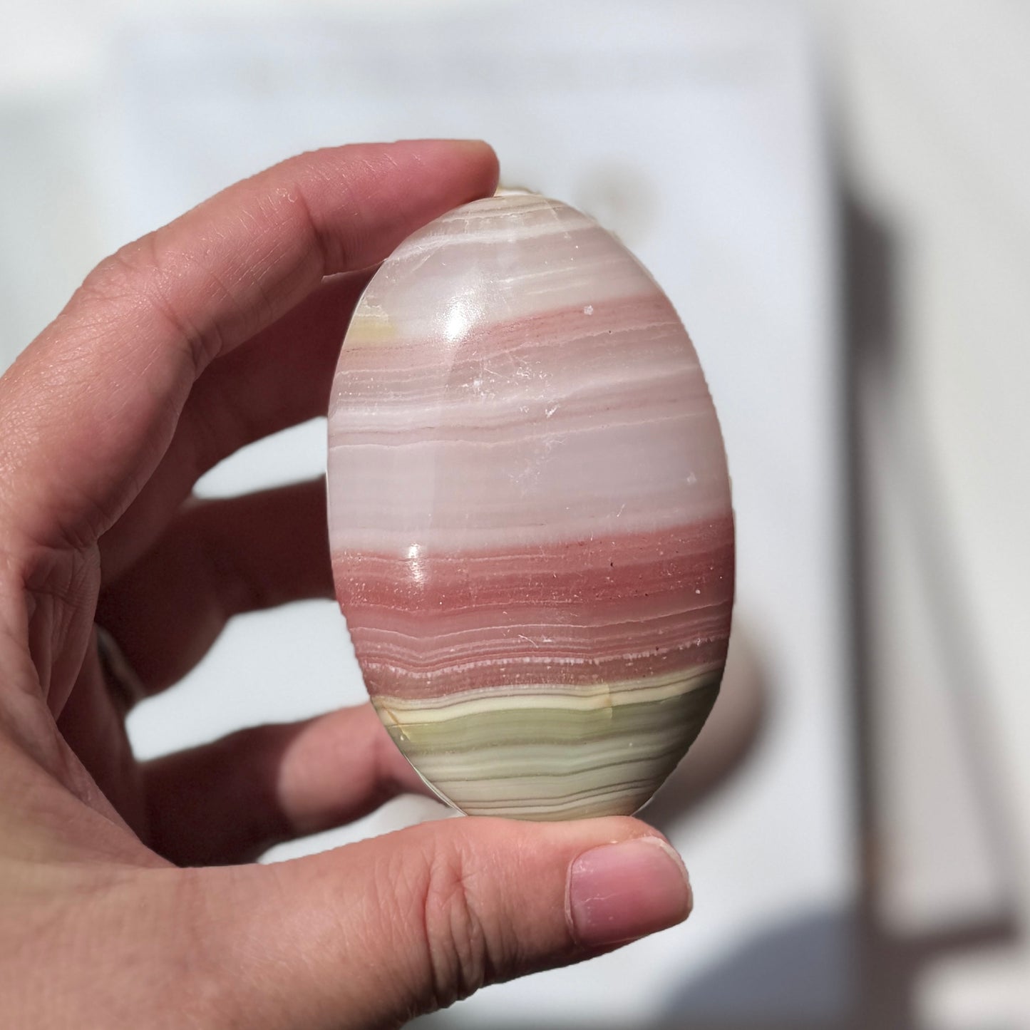 Pink Banded Calcite Palm Stone 粉紅千層方解石