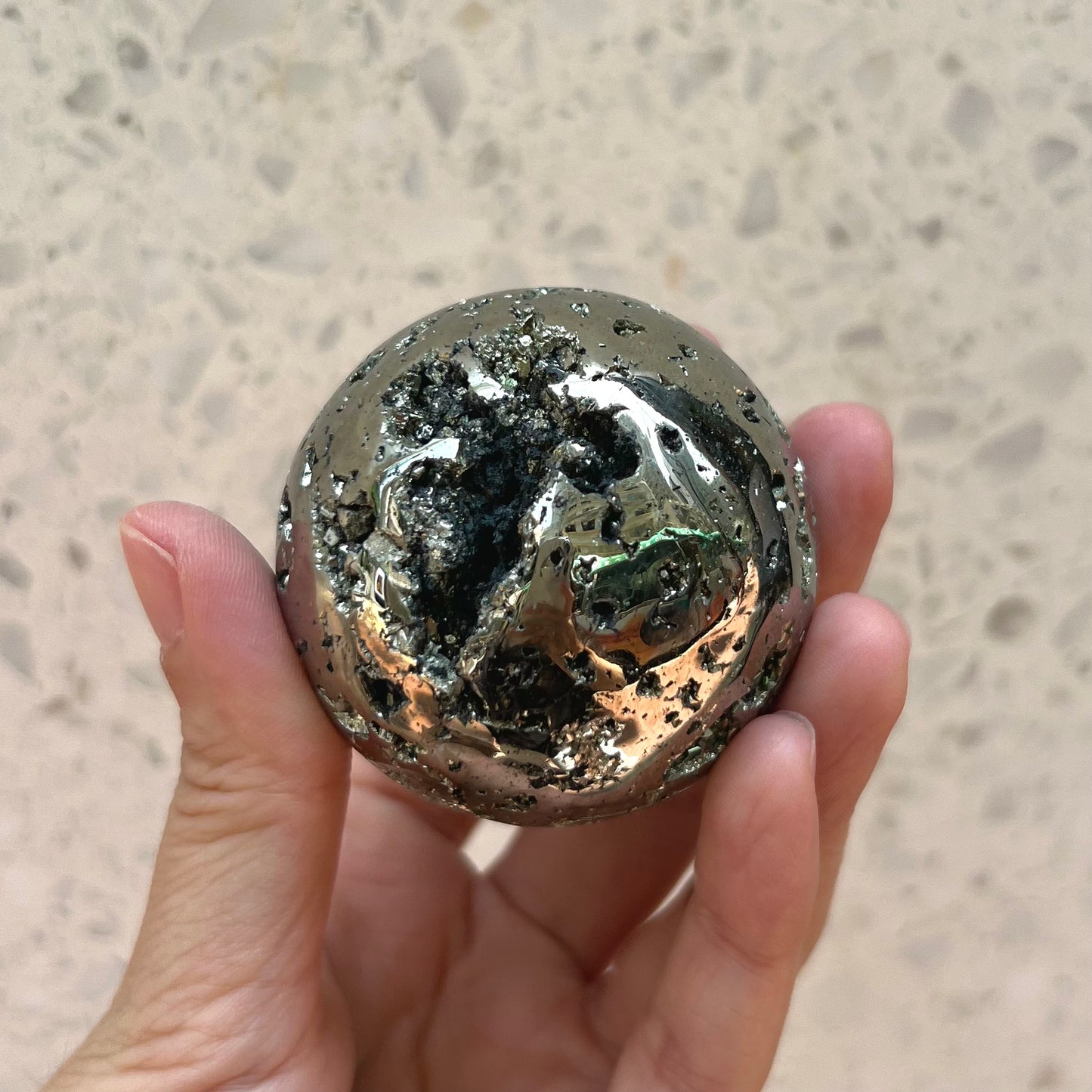 Pyrite Sphere 黃鐵礦