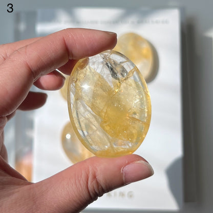 Golden Healer Quartz Palm Stone 黃金療癒者石英