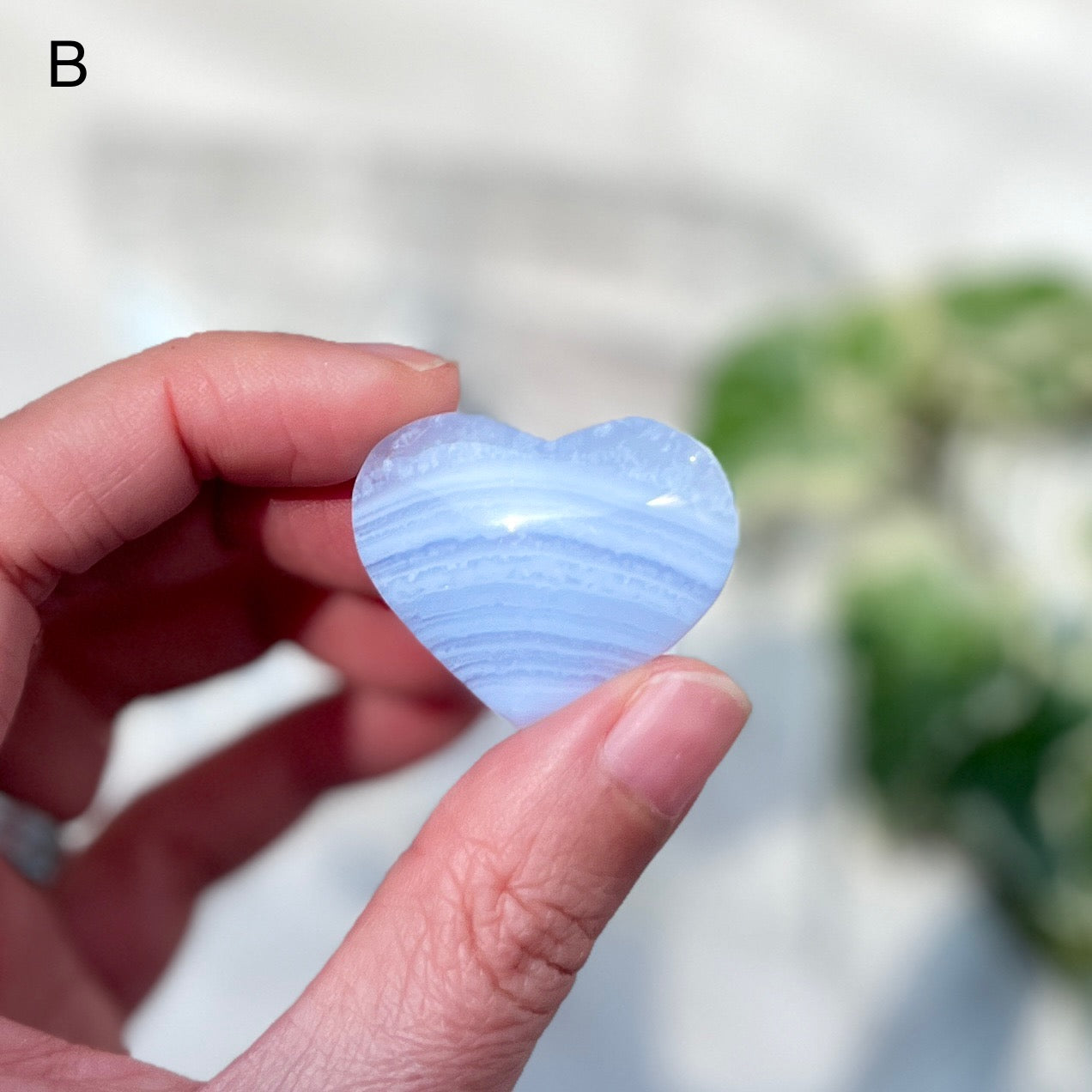 Blue Lace Heart 藍紋瑪瑙