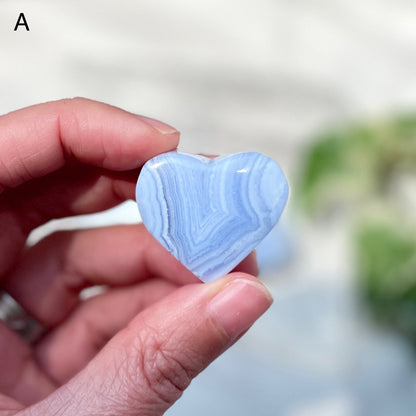 Blue Lace Heart 藍紋瑪瑙