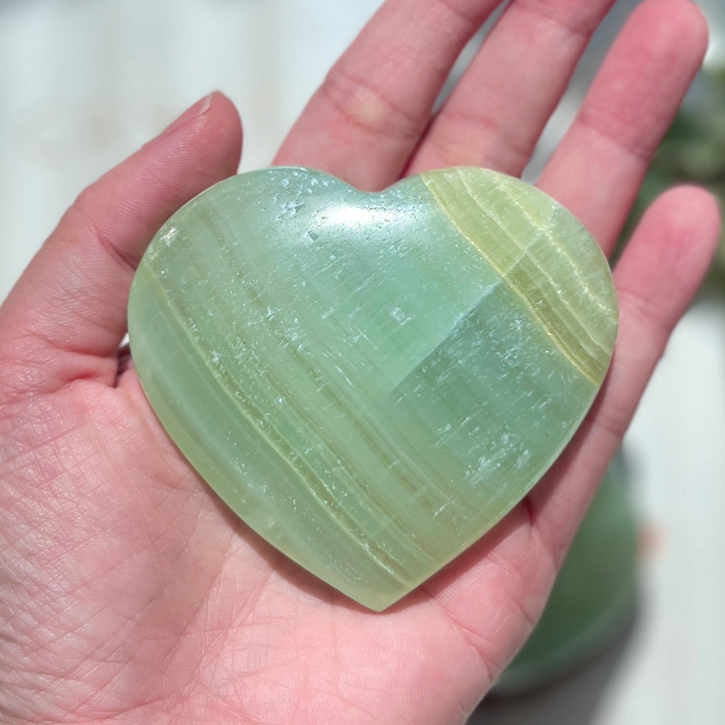Pistachio Calcite Heart 開心果方解石