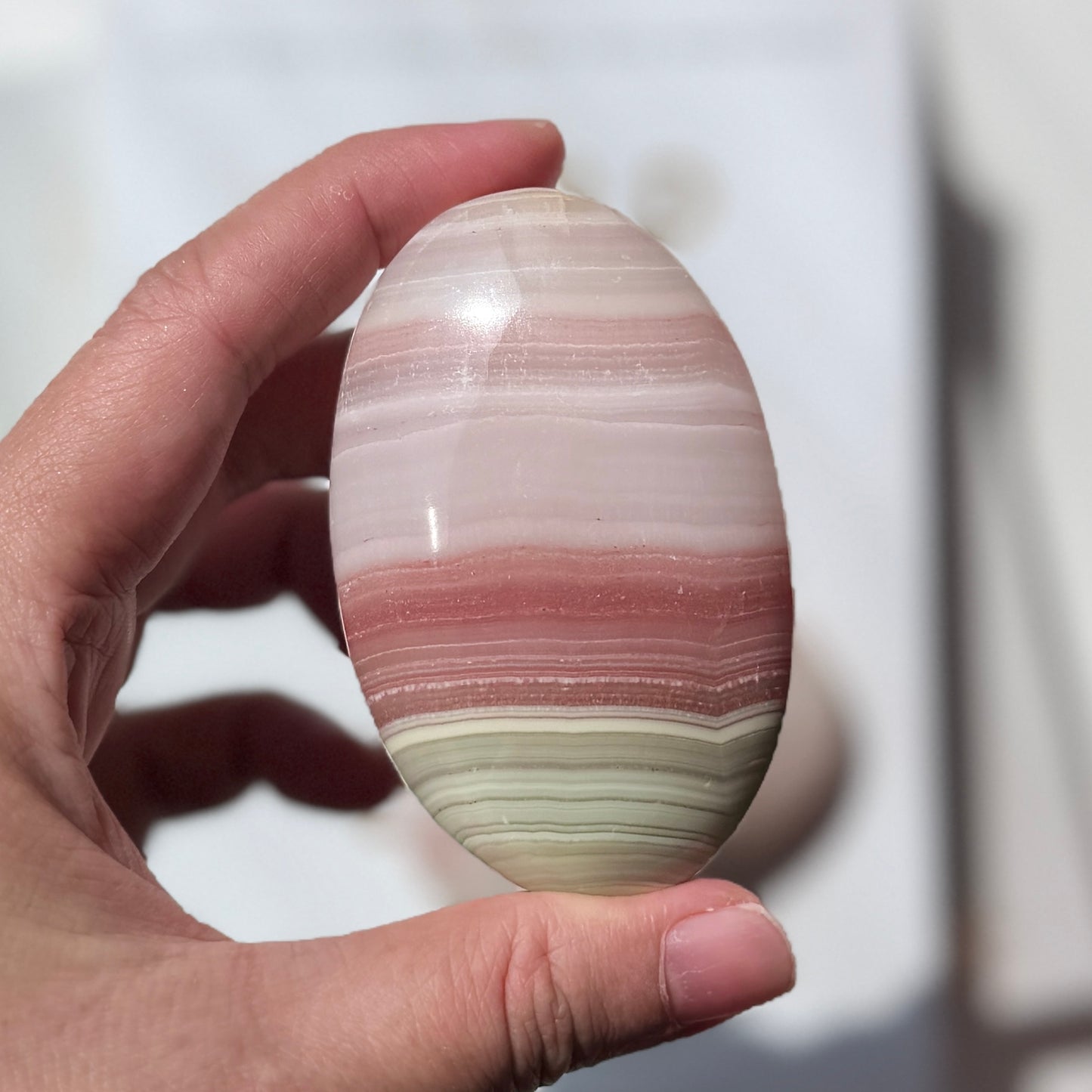 Pink Banded Calcite Palm Stone 粉紅千層方解石
