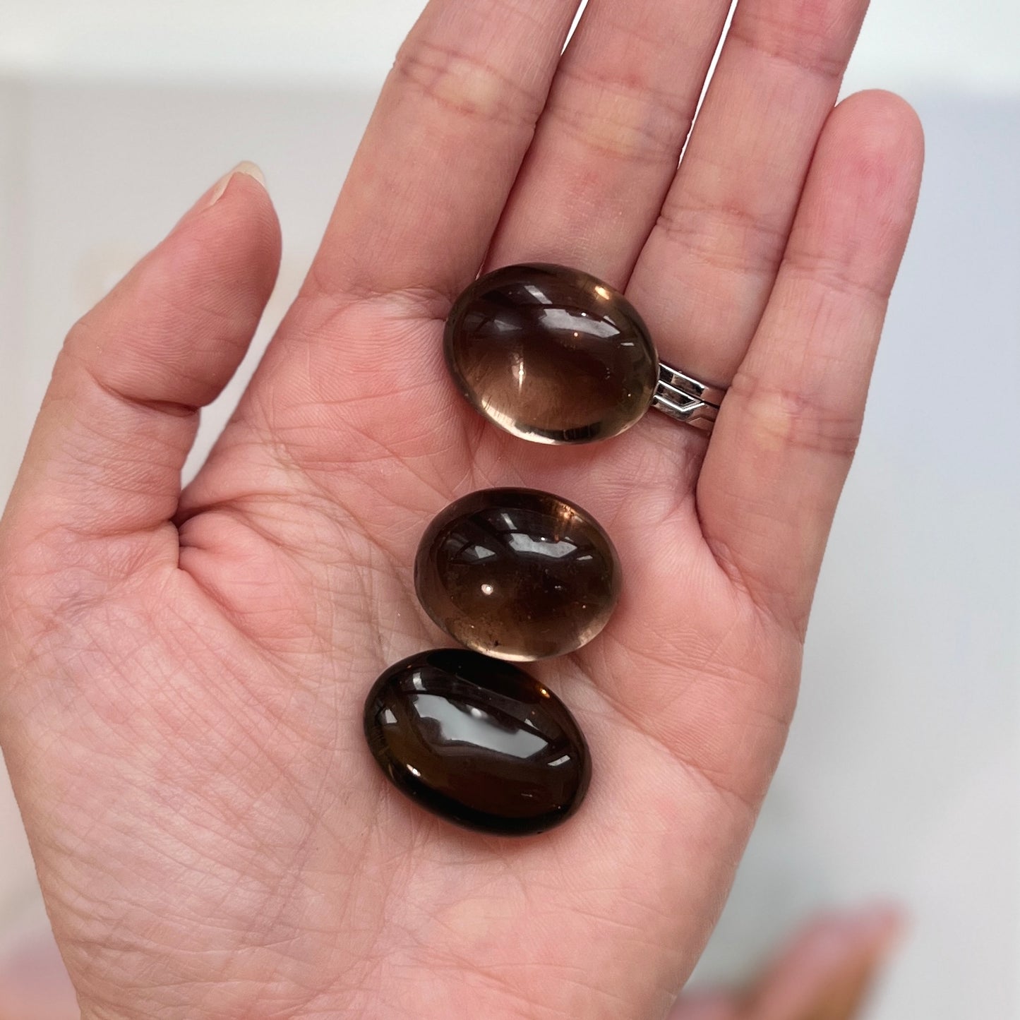 Smoky Quartz Tumble Stone (Dark Brown) 茶晶