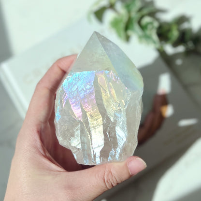 Angel Aura Semi Polished Point 天使光白水晶