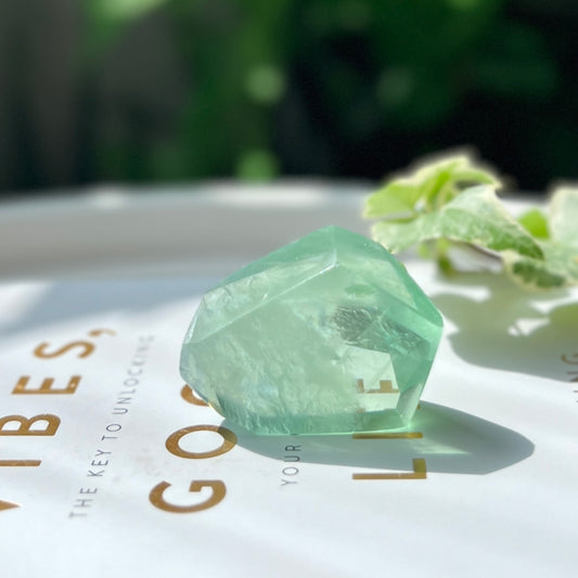 Fluorite Freeform 螢石隨形