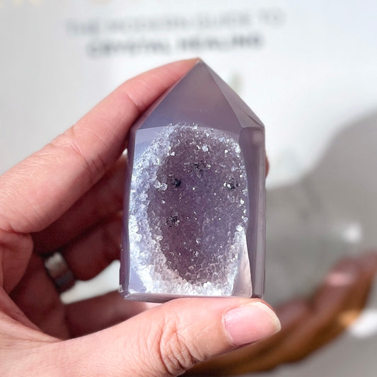 Agate Tower 瑪瑙柱