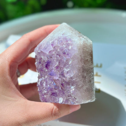 Amethyst Tower 紫水晶