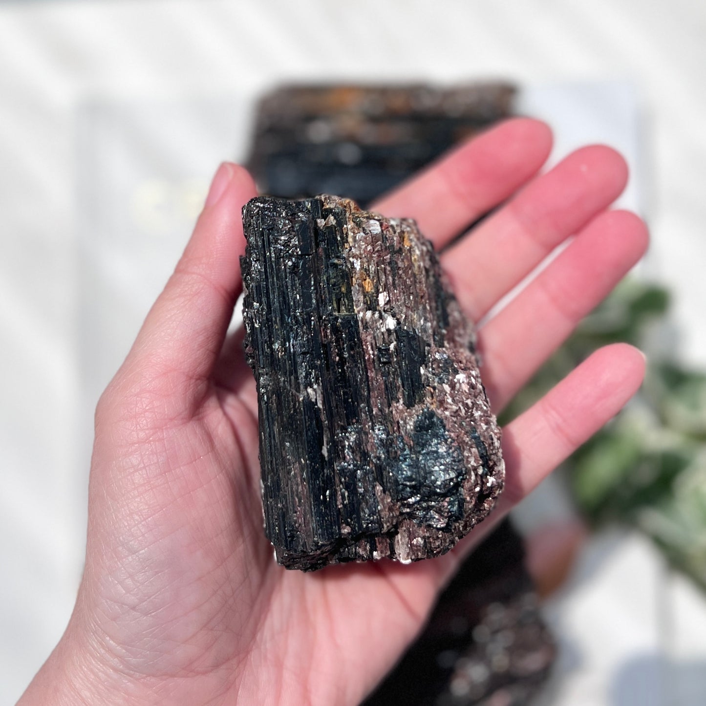 Black Tourmaline Raw 黑碧璽