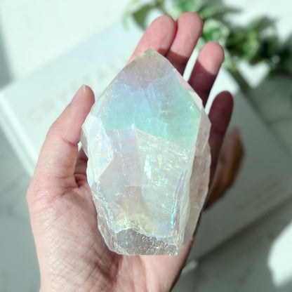 Angel Aura Semi Polished Point 天使光白水晶