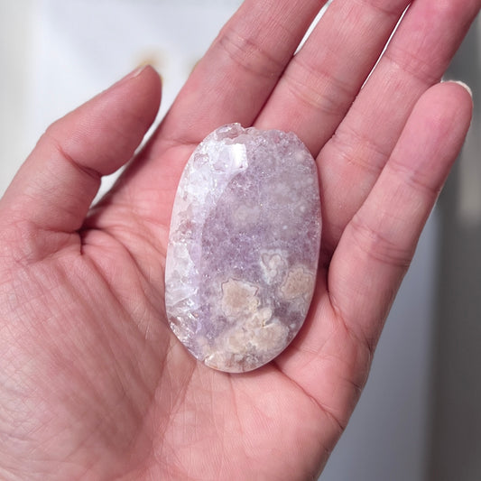Pink Amethyst Flower Agate Palm Stone 粉紅紫水晶櫻花瑪瑙