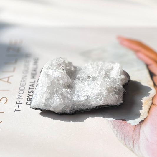 Apophyllite Cluster 魚眼石