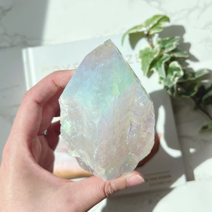 Angel Aura Semi Polished Point 天使光白水晶
