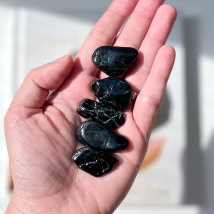 Black Tourmaline Tumble Stone 黑碧璽