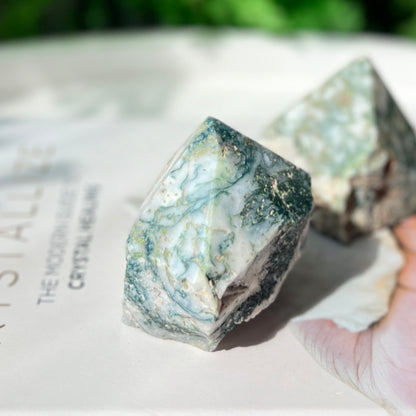 Moss Agate Semi-polished Point 苔蘚瑪瑙/水草瑪瑙