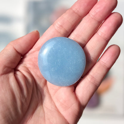 Angelite Palm Stone 天使石