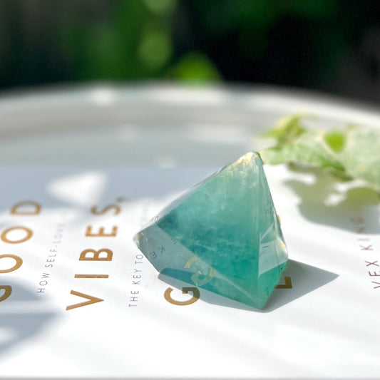 Fluorite Freeform 螢石隨形