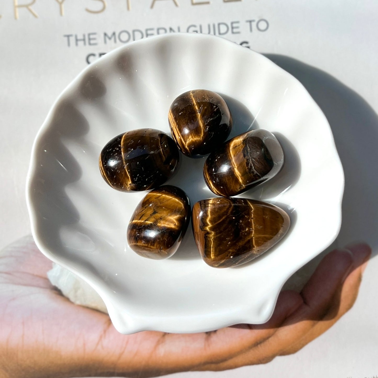 Tiger Eyes Tumble Stone 2-3cm 虎眼石