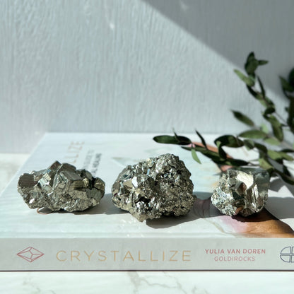 Pyrite cluster (PY-086)