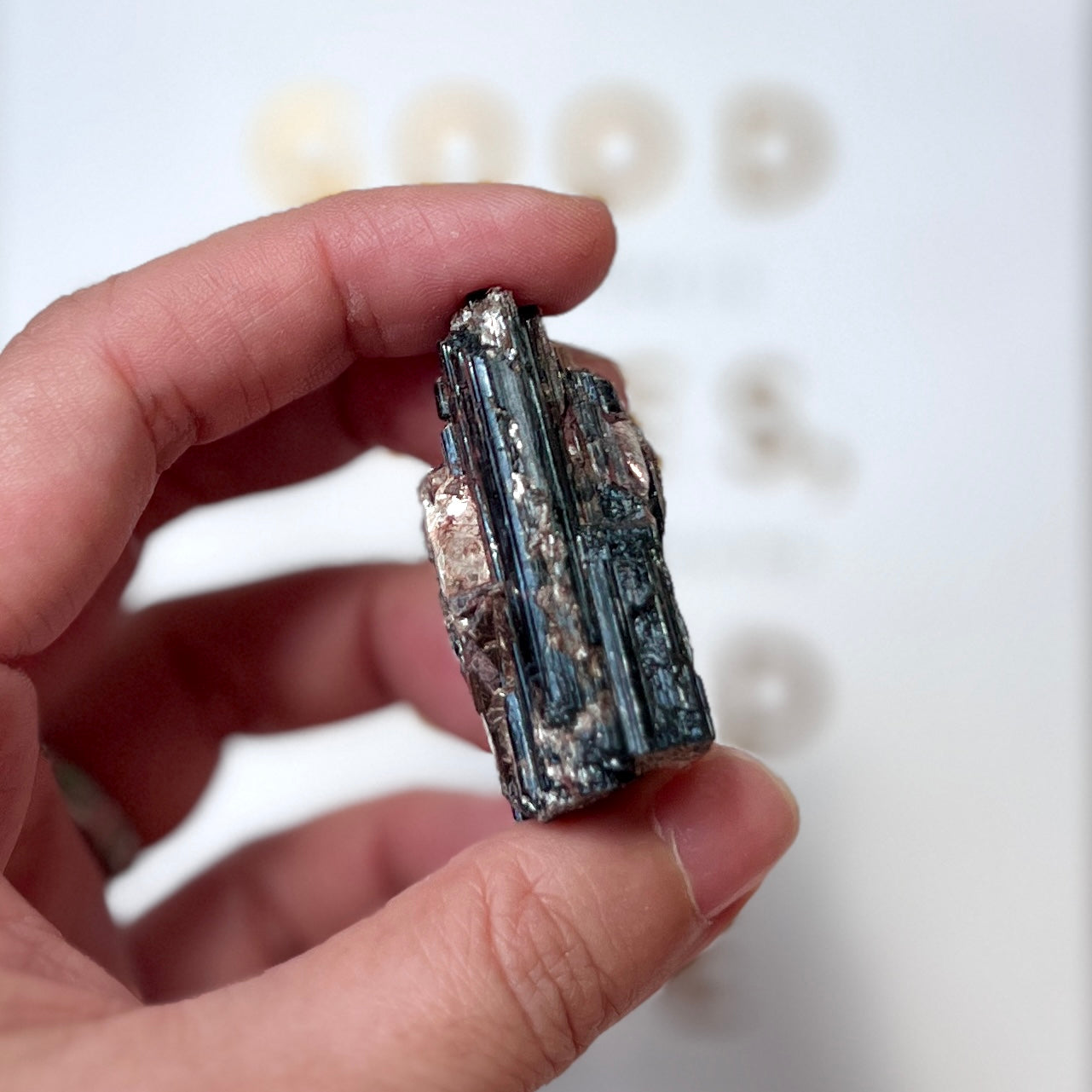 Black Tourmaline Raw 黑碧璽