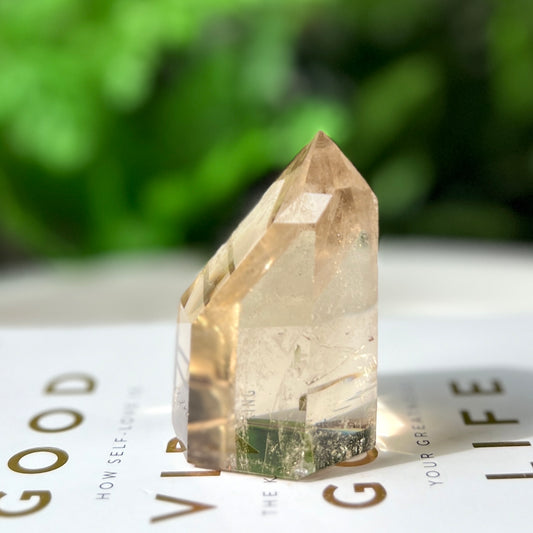 Natural Citrine Point 天然黃水晶
