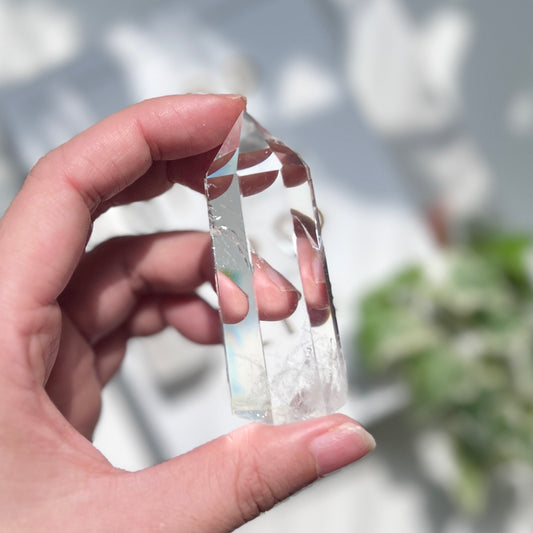 Clear Quartz Point 白水晶