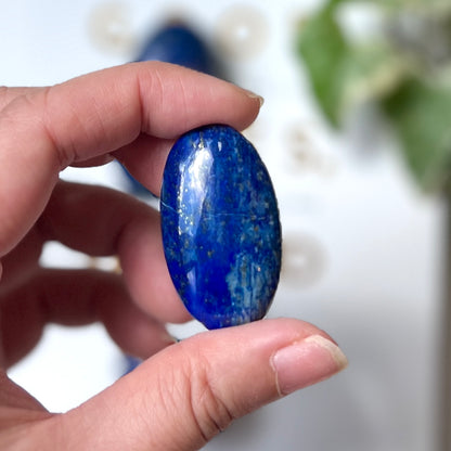 Lapis Lazuli Palm Stone 青金石