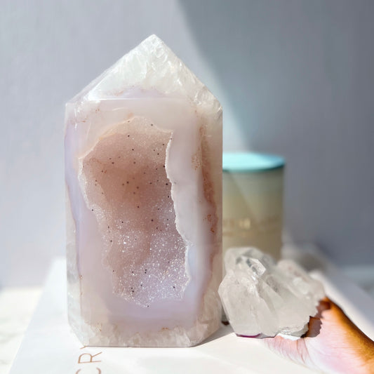 Druzy Agate Tower 瑪瑙