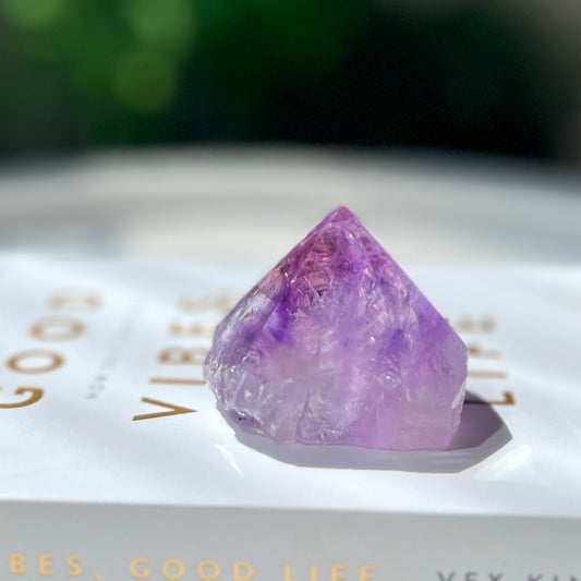 Amethyst Point 紫水晶