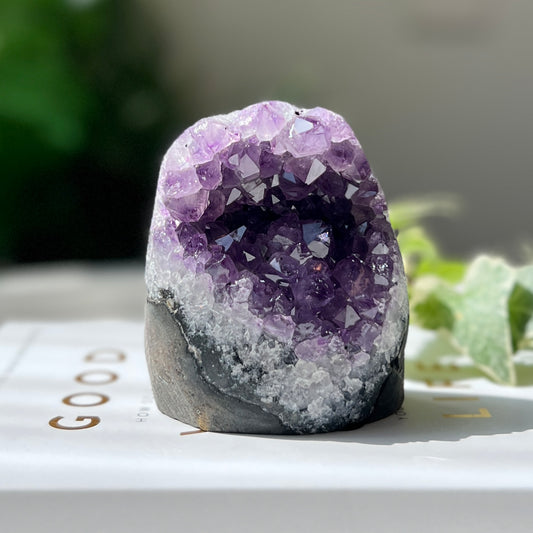 Amethyst Cut Base 紫水晶