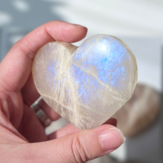 Moonstone Heart 月亮石