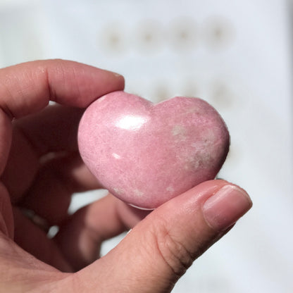 Thulite Heart 錳黝簾石