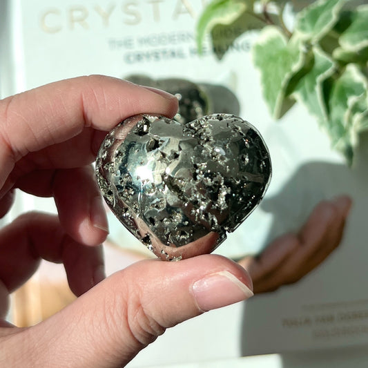 Pyrite Heart 黃鐵礦