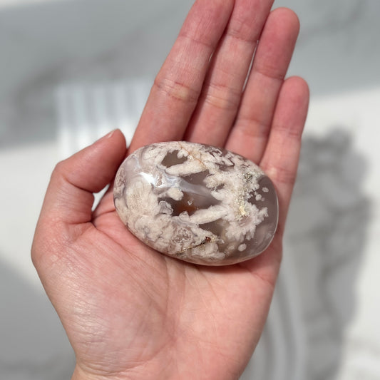 Flower Agate Palm Stone 櫻花瑪瑙