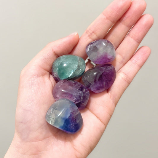 Fluorite Tumble stone 螢石