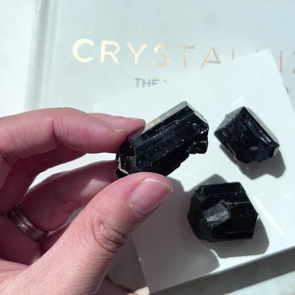 Black Tourmaline chunk 黑碧璽