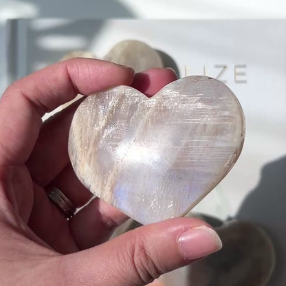 Moonstone Heart 月亮石