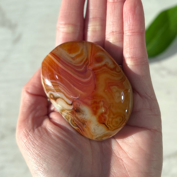 Red Banded Agate Palm Stone (AG-008)