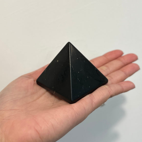 Shungite Pyramid 5cm (SH-P001)